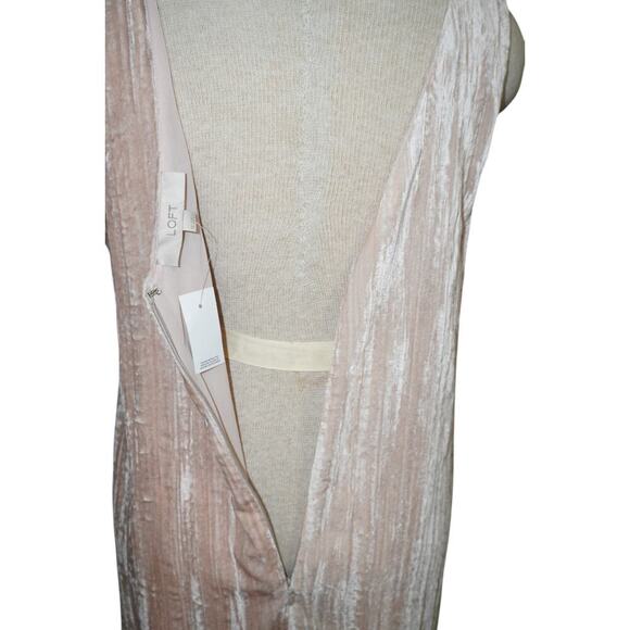 LOFT Crushed Velvet Sleeveless Shift Dress – Blush Pink Ombre – Size 10 – NWT - Picture 5 of 6
